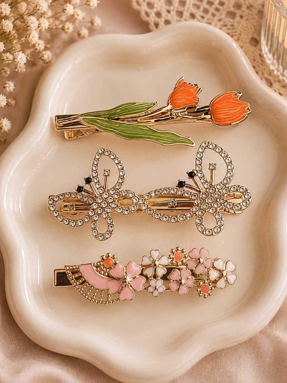 Set of 3 Gold Tone Statement Duckbill Hair Clips